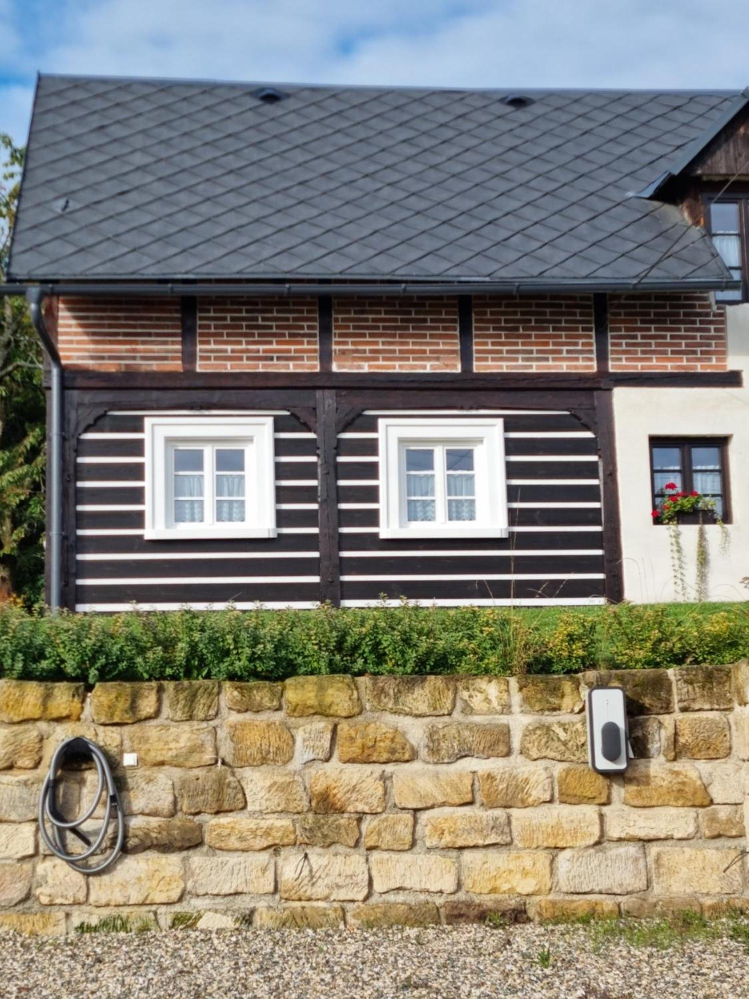 Luxusni Apartman S Krbem - Kunraticke Svycarsko Kunratice  Esterno foto