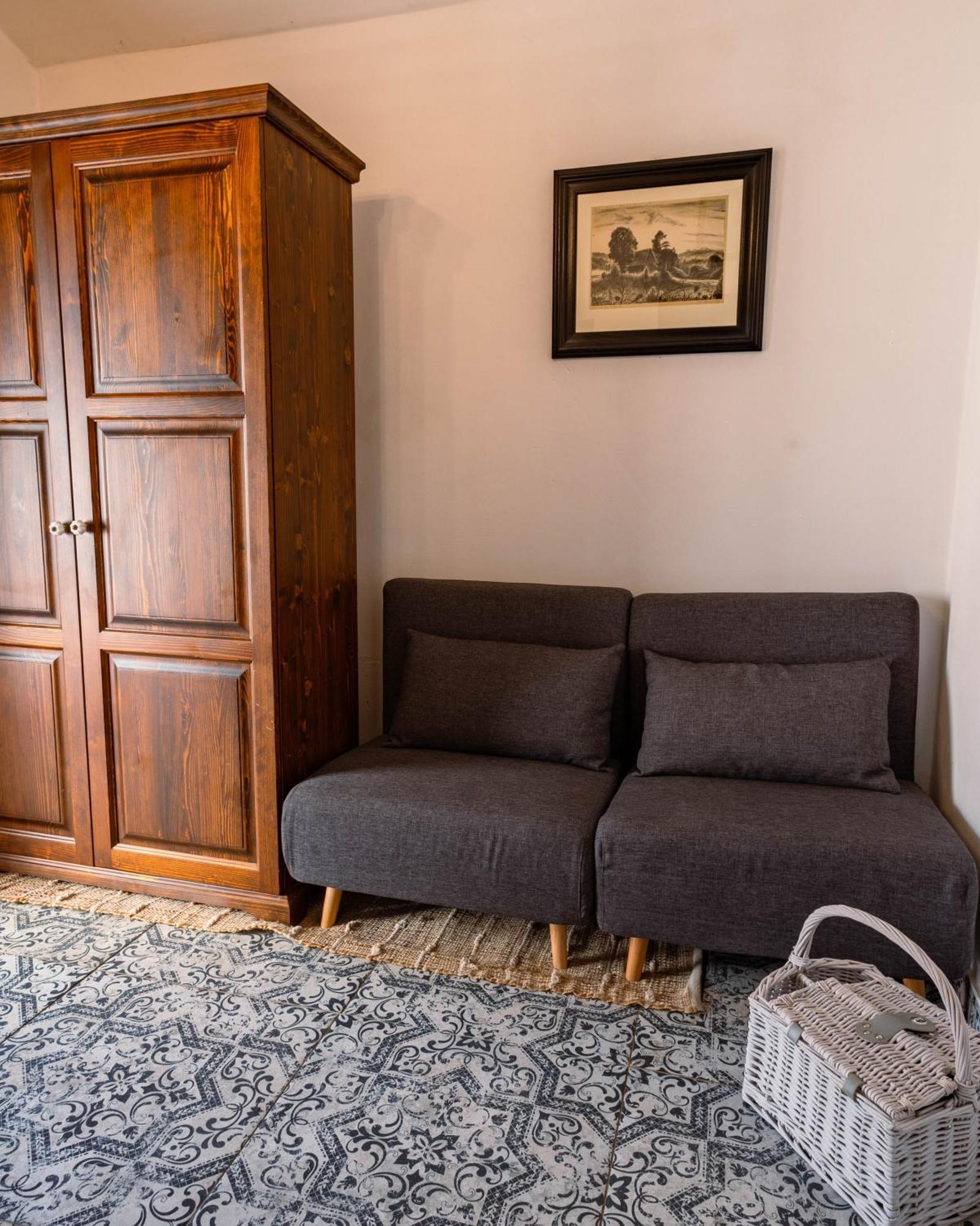 Luxusni Apartman S Krbem - Kunraticke Svycarsko Kunratice  Esterno foto